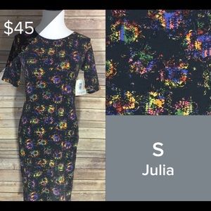 Lularoe Julia